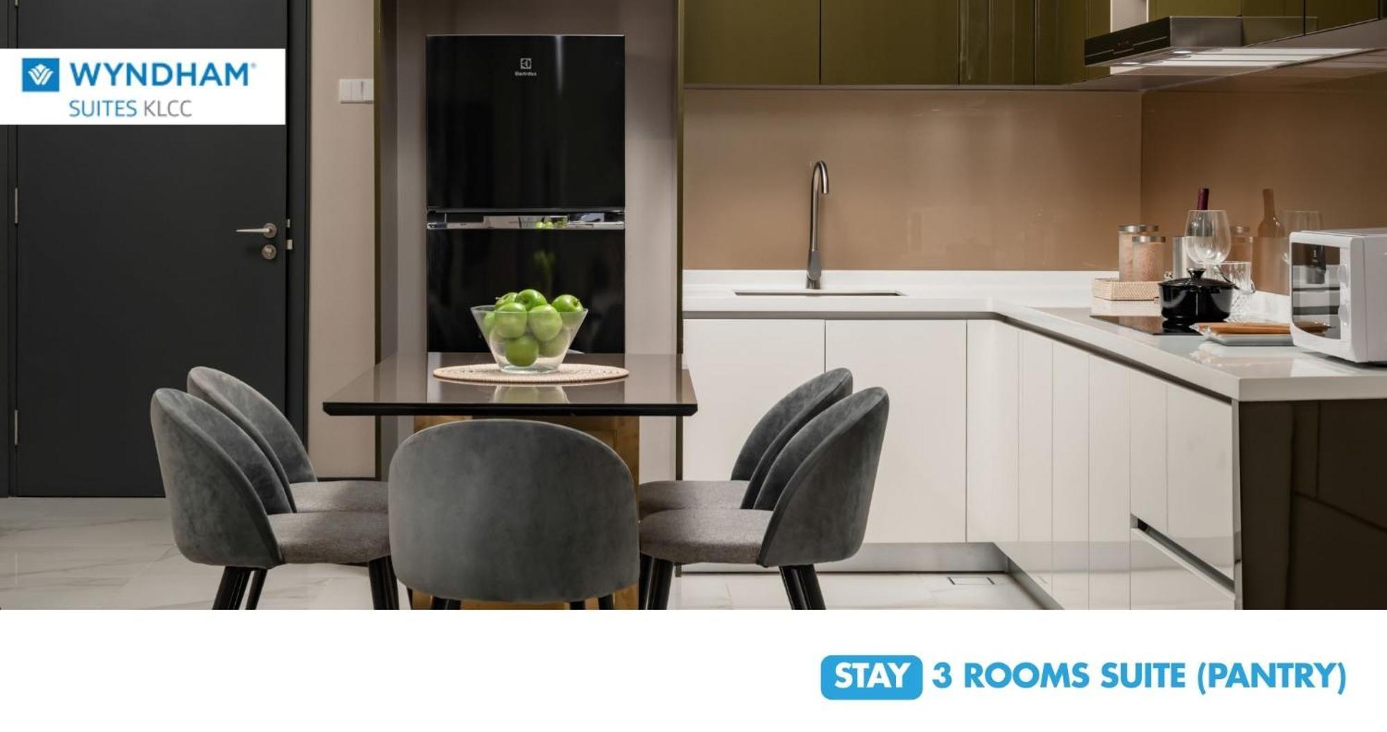 Wyndham Suites Klcc 吉隆坡 外观 照片 3 Rooms Suite