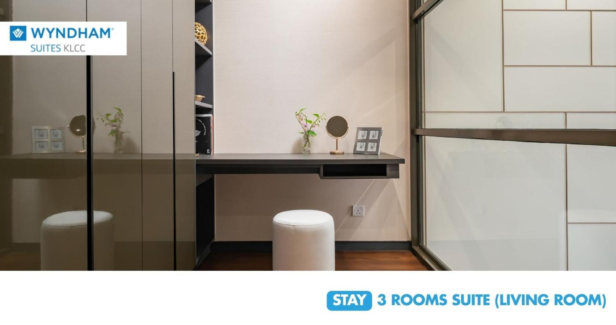 Wyndham Suites Klcc 吉隆坡 外观 照片 3-room suite living room