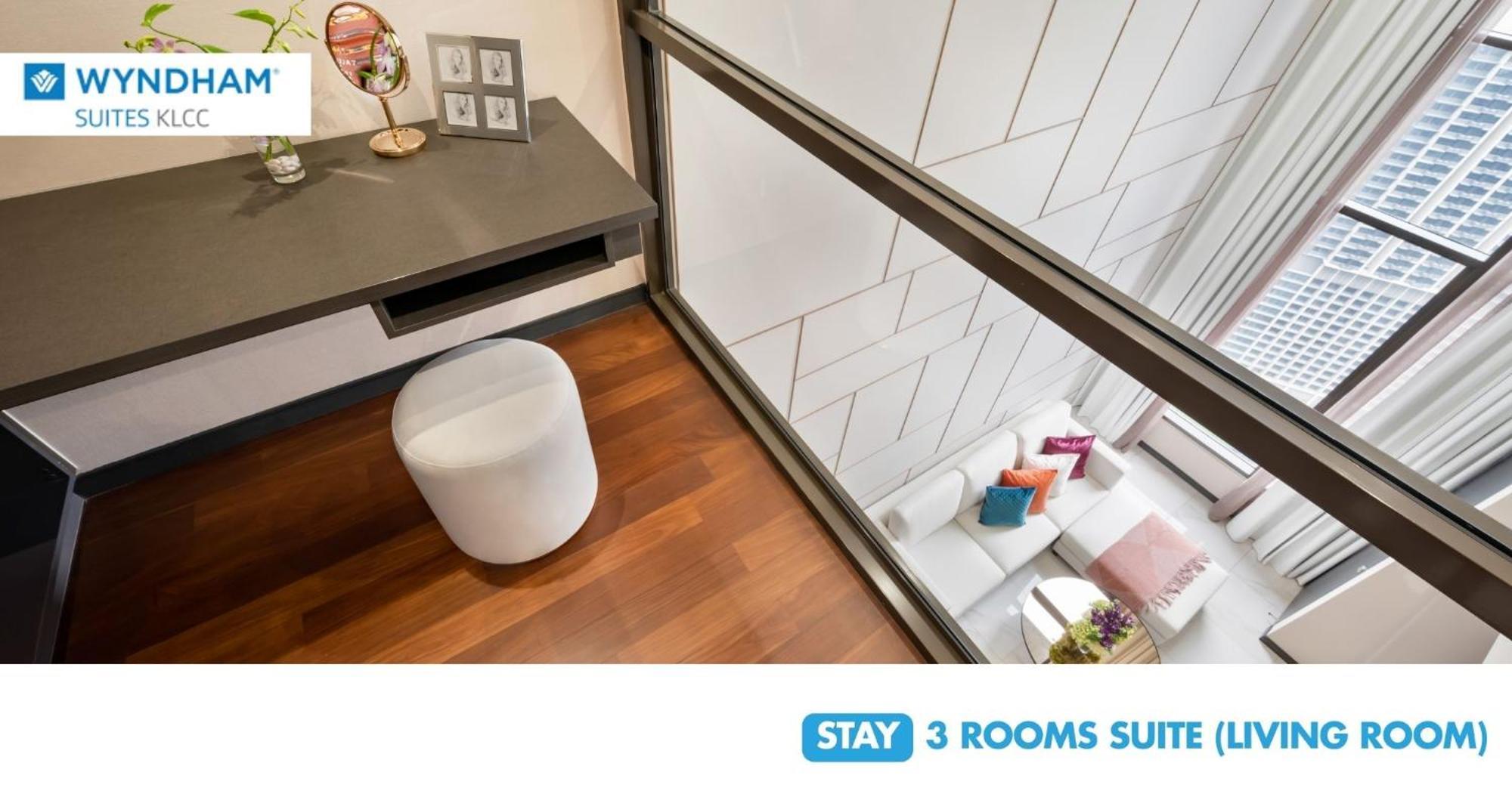 Wyndham Suites Klcc 吉隆坡 外观 照片 3-room suite living room